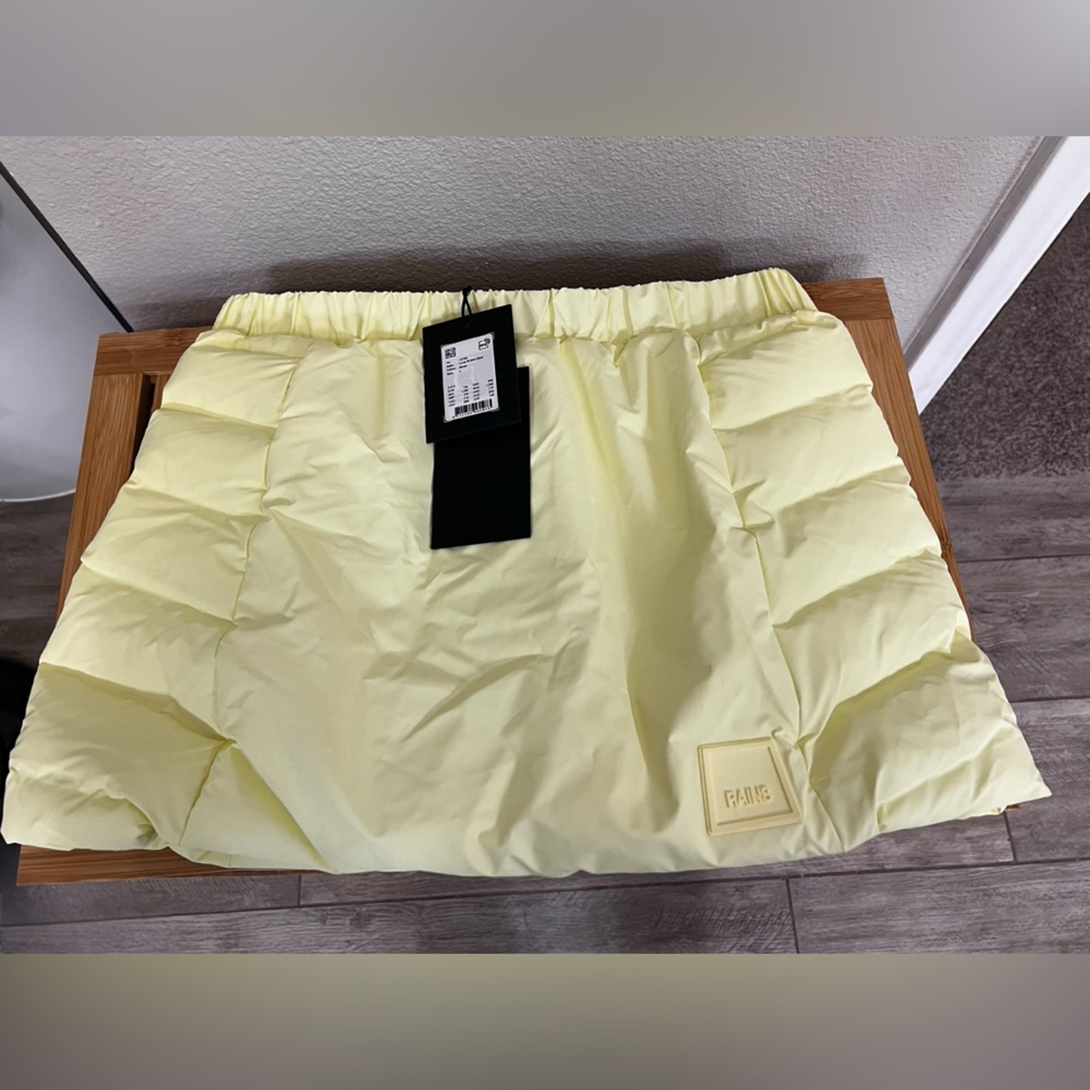 Rains Yellow Puffer Skirt